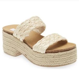 FINAL SALE- Steve Madden Known Raffia Platform Slide Sandal Size 10B